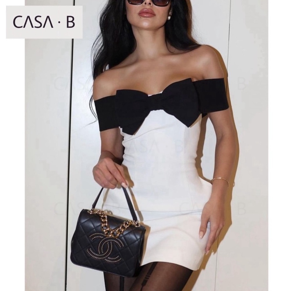 BESTSELLER💫CASA B| Isabella off shoulder strapless A line bow mini dress